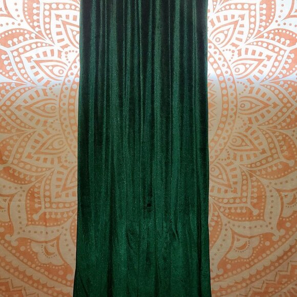 Baltic Born Green Velvet Long Evening Dress - Picture 4 of 8
